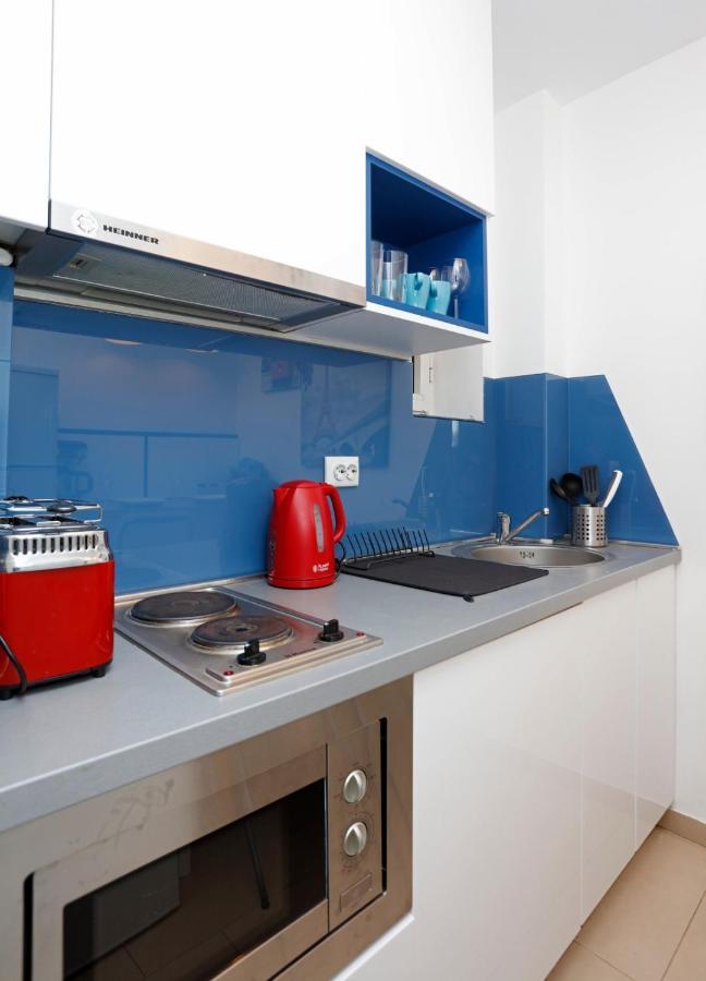Lovely 2 Bedroom Apartment Near Old Town Bucureşti Ngoại thất bức ảnh